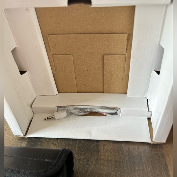 🔔The Sharper Image ȘI721 Travel Soother 20 Radio Alarm Clock🔔 - Picture 9 of 17